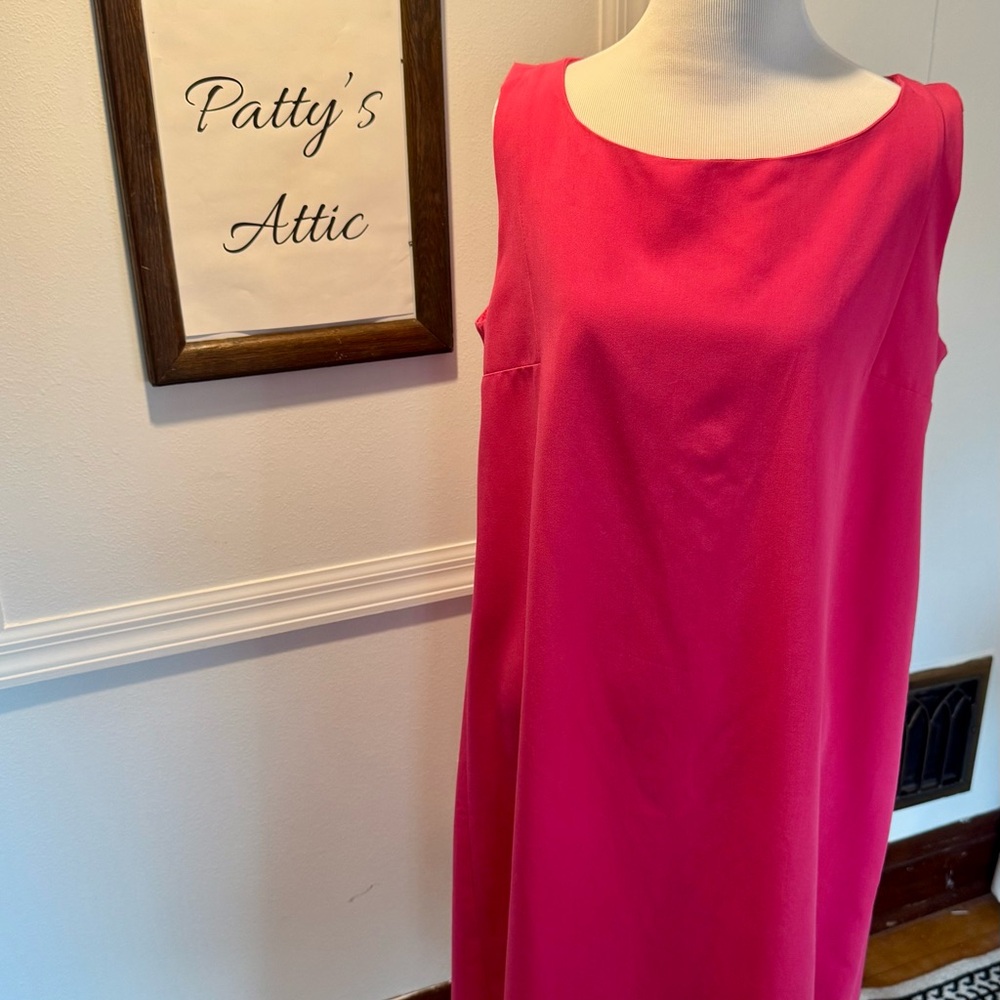 Pink Sheath Midi Dress with Scoop Neck